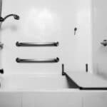 Aménagement d’une salle de bains PMR : les dimensions