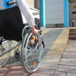 Quelles sont les normes et dimension d’escalier pour les PMR ?