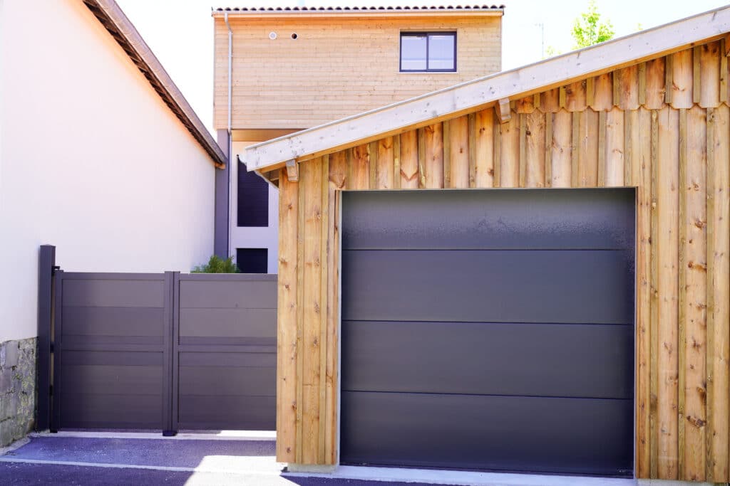 Un permis de construire pour un garage en bois est-il obligatoire ?