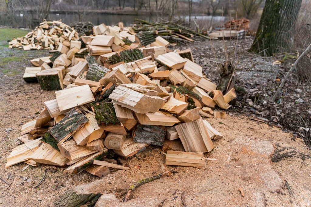 Construire un abri à bois de chauffage  Étapes et conseils pratiques
